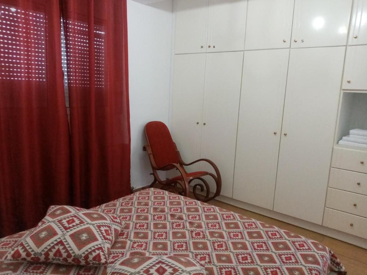 Maria'S Apartments Pigi  Luaran gambar