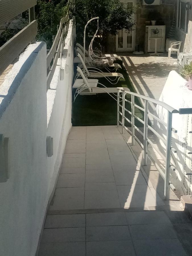Maria'S Apartments Pigi  Luaran gambar